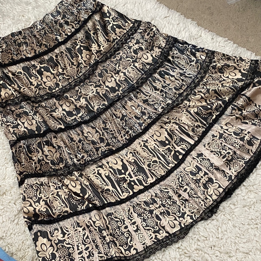 New direction women’s skirt size L green & Cream  tiered satin & lace ¥ - Picture 9 of 10